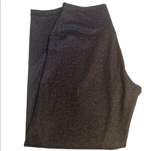 90 Degree by Reflex Capri style leggings marble print midrise size small